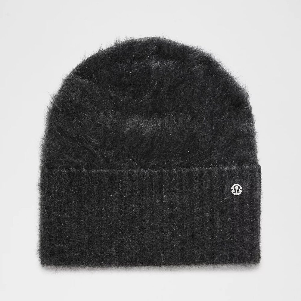 NWT Lululemon Fuzzy Cashmere Beanie Brand New, with tags black 100% CASHMERE